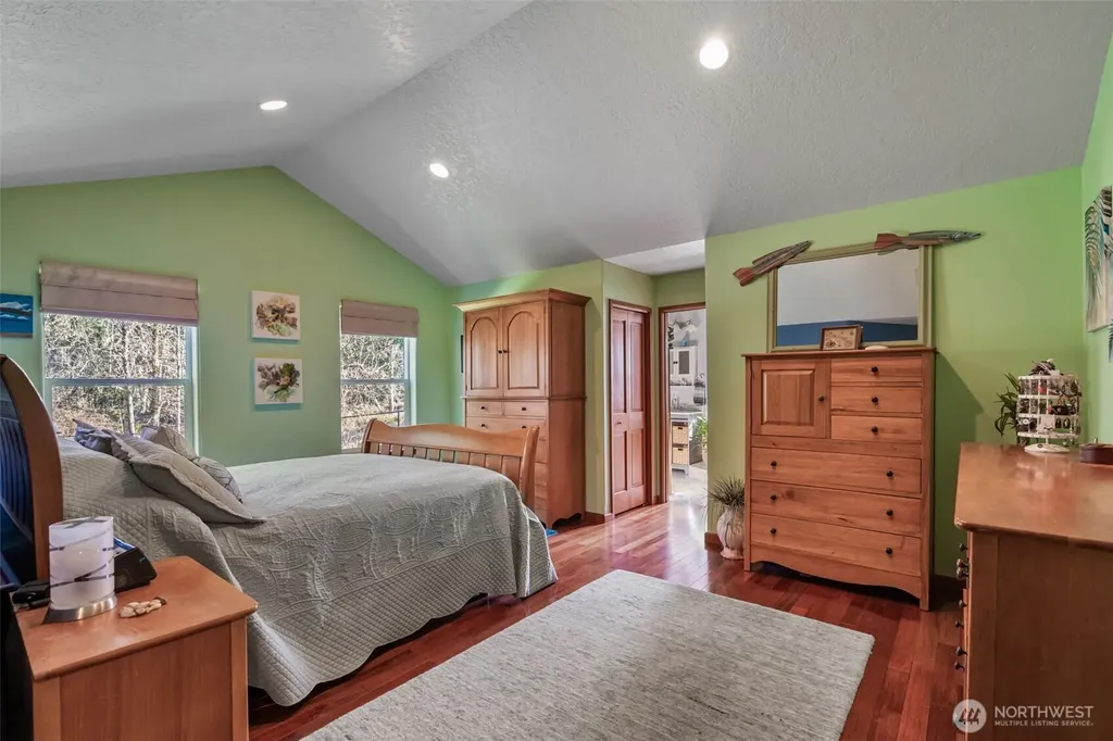 142 River Heights Centralia WA 98531