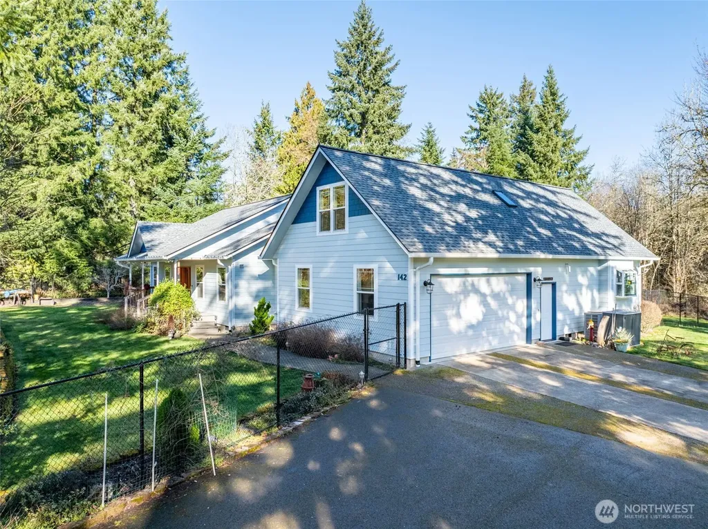 142 River Heights Centralia WA 98531