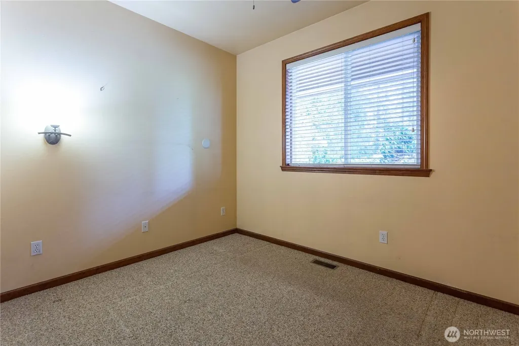 918 Citadel Drive Everson WA 98247