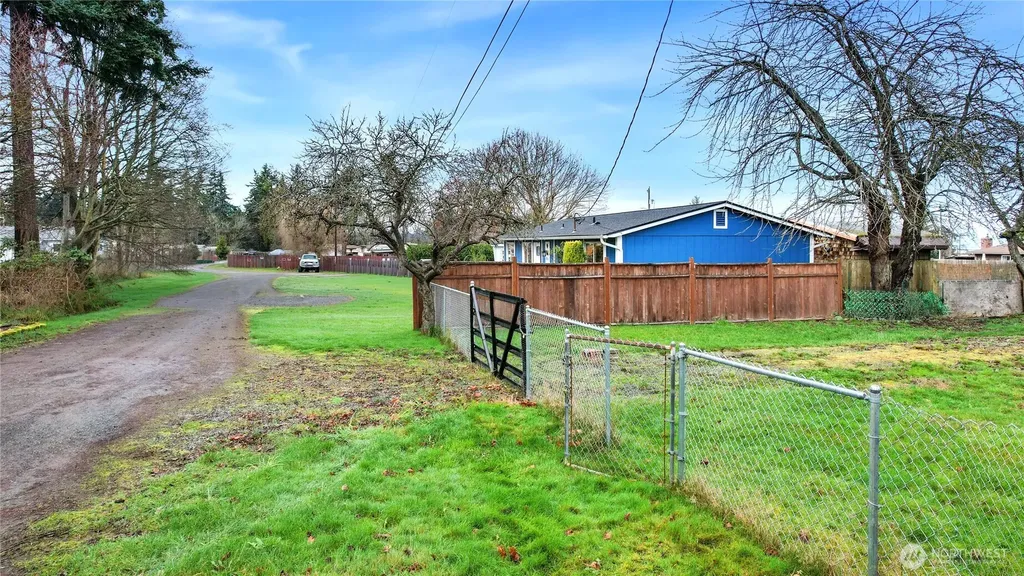 2117 E 5th Avenue Port Angeles WA 98362