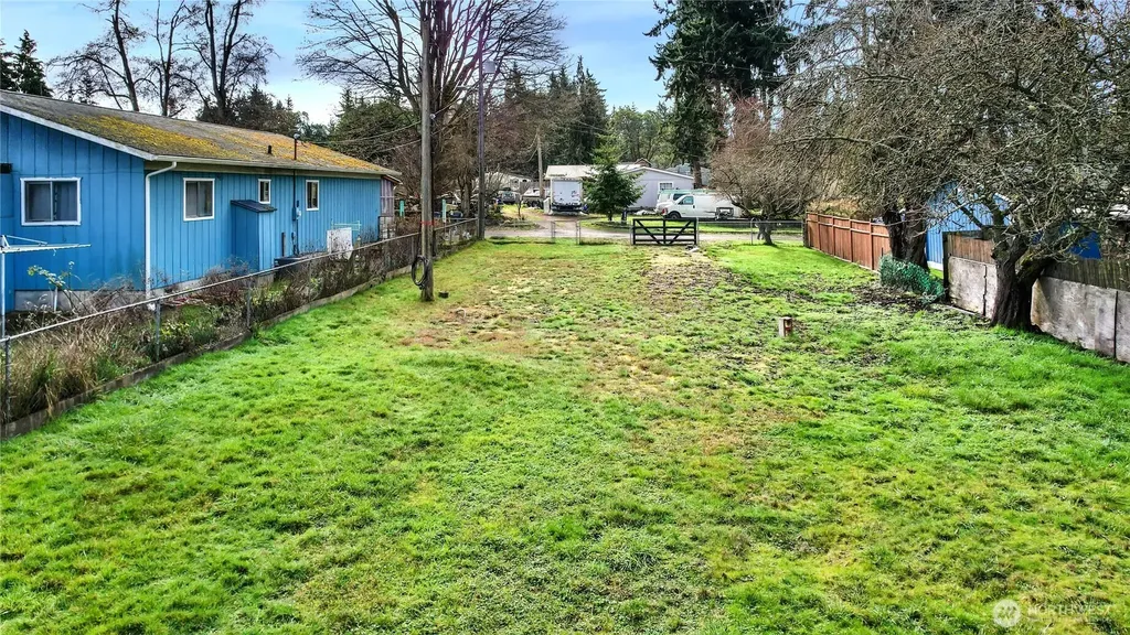 2117 E 5th Avenue Port Angeles WA 98362