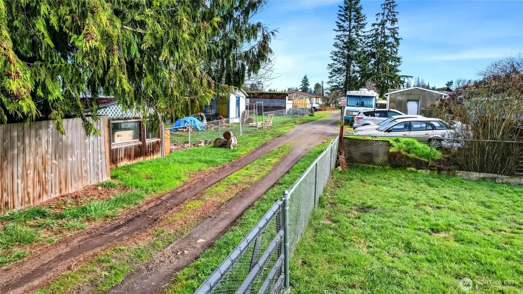 2117 E 5th Avenue Port Angeles WA 98362