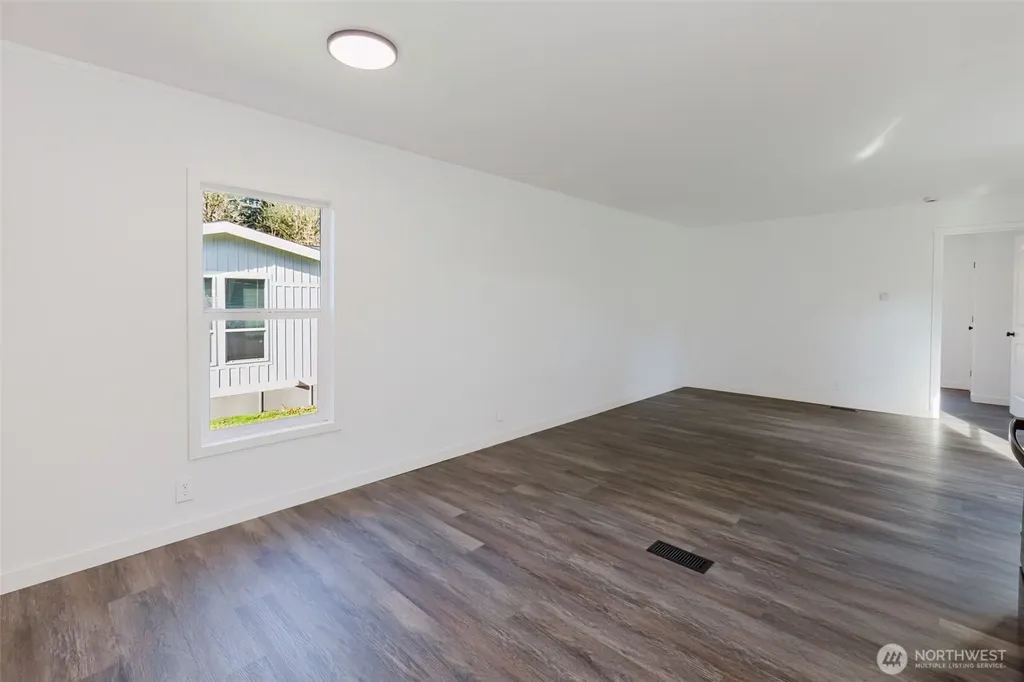 3371 Bielmeier Road Port Orchard WA 98367