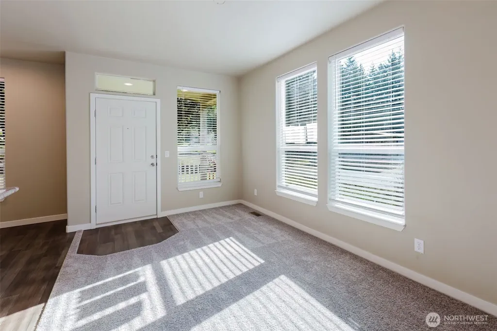 3371 SE Bielmeier Road Port Orchard WA 98367