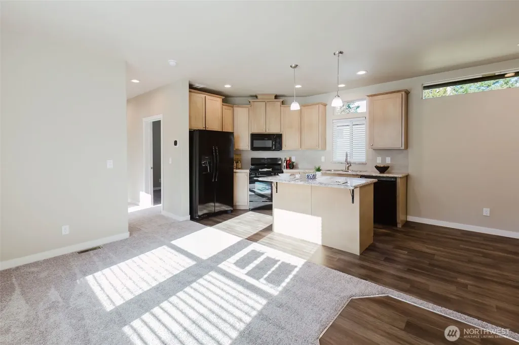3371 SE Bielmeier Road Port Orchard WA 98367