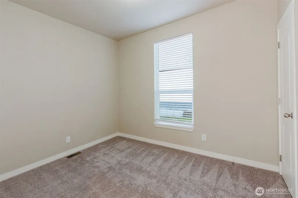 3371 SE Bielmeier Road Port Orchard WA 98367