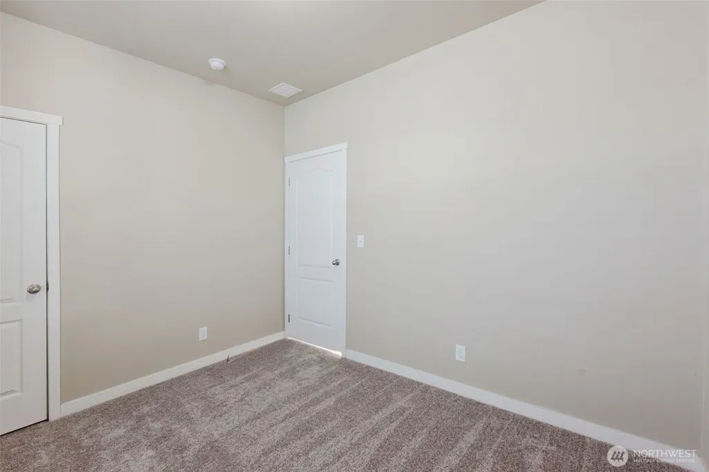 3371 SE Bielmeier Road Port Orchard WA 98367