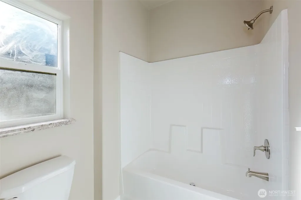 3371 SE Bielmeier Road Port Orchard WA 98367
