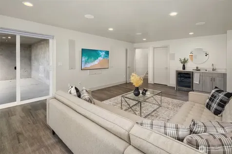 2144 NW 201st Street Shoreline WA 98177
