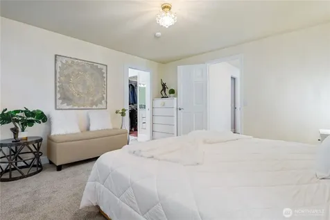 21842 NE 30th Place Sammamish WA 98074