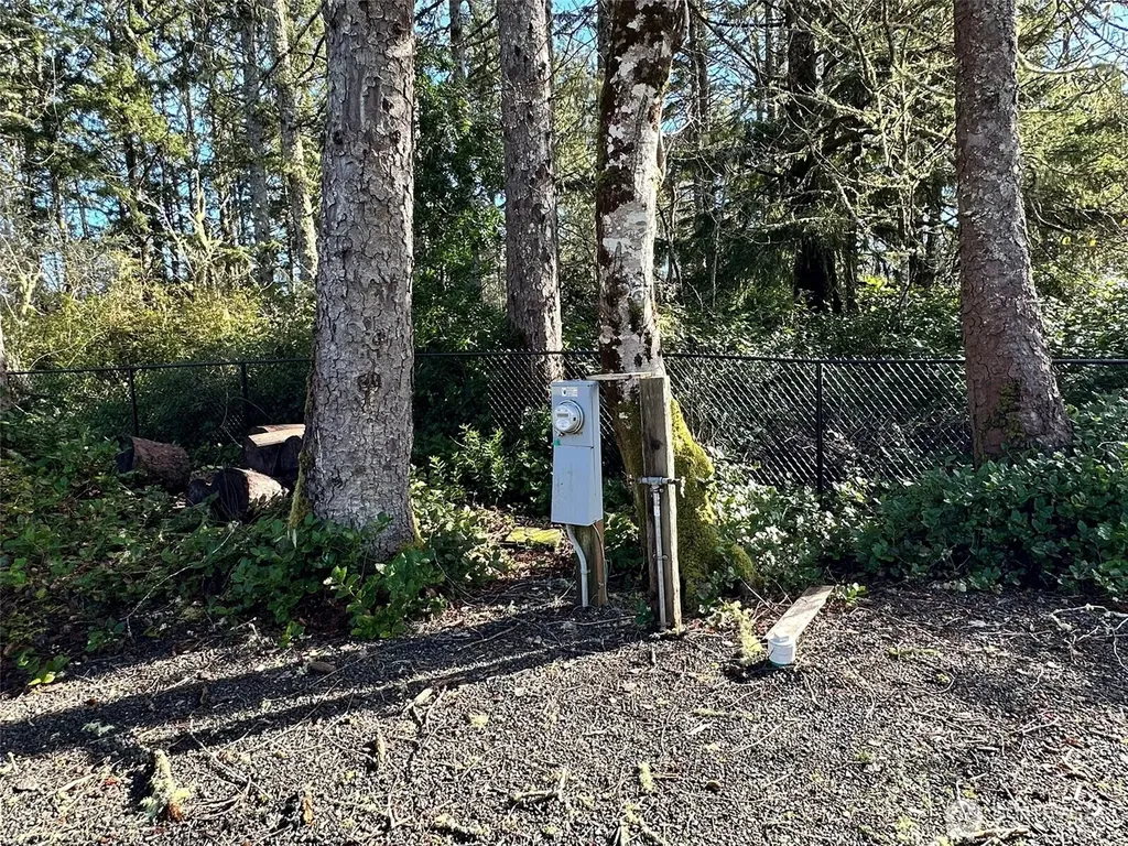 864 Hassalo Avenue SE Ocean Shores WA 98569