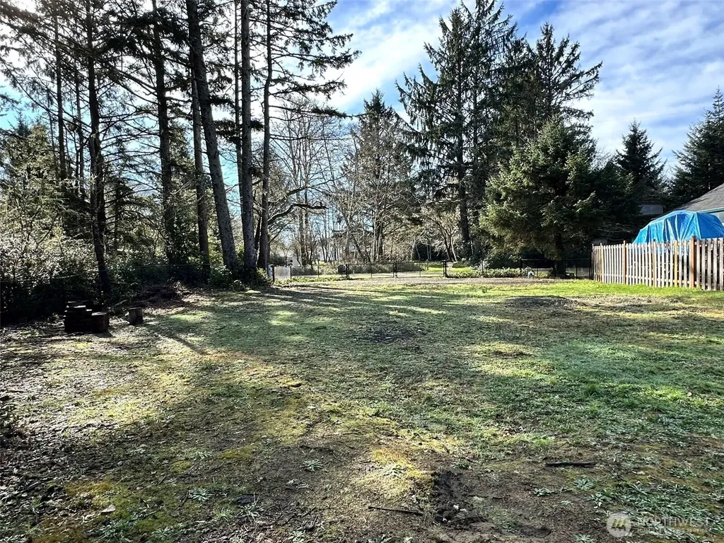 864 Hassalo Avenue SE Ocean Shores WA 98569