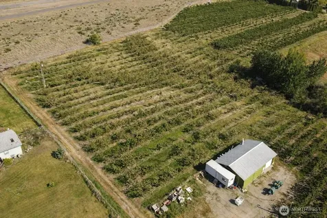 82 Eastlake Road Oroville WA 98844