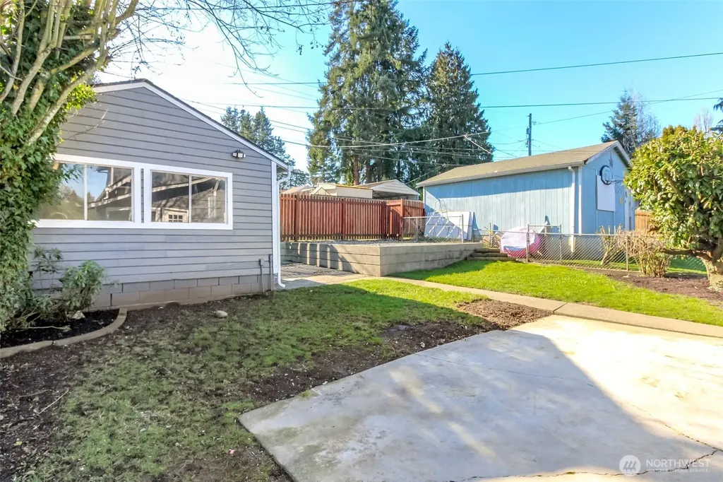 220 E 63rd Street Tacoma WA 98404