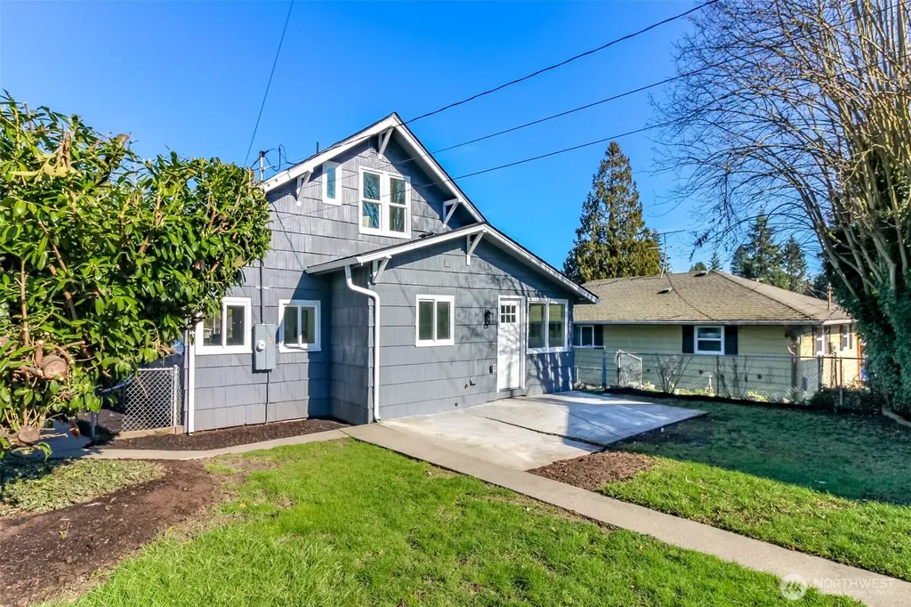 220 E 63rd Street Tacoma WA 98404
