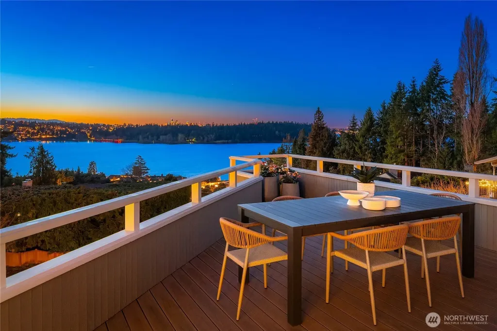 7580 SE 71st Street Mercer Island WA 98040
