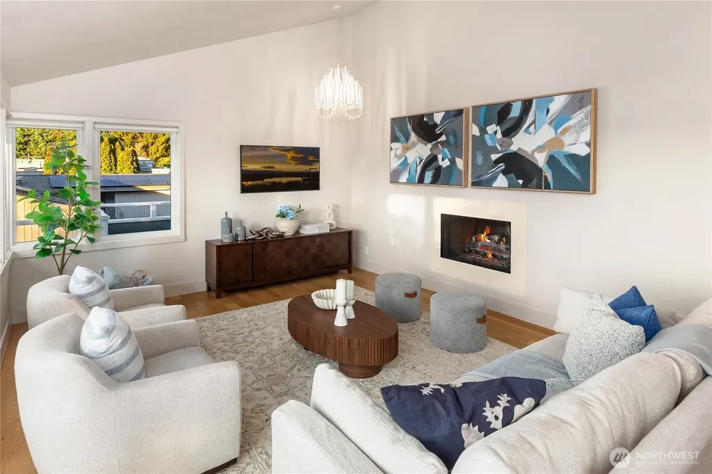 7580 SE 71st Street Mercer Island WA 98040