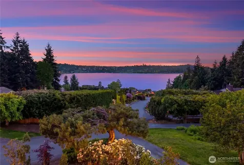 7580 SE 71st Street Mercer Island WA 98040