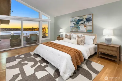 7580 SE 71st Street Mercer Island WA 98040