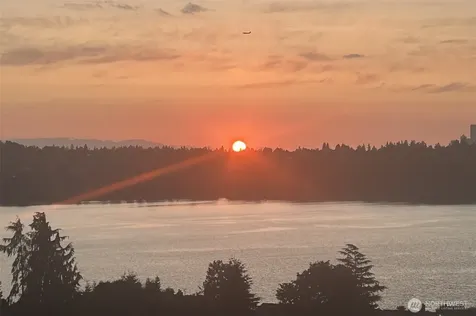 7580 SE 71st Street Mercer Island WA 98040