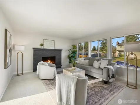 349 Anacortes Avenue SE Renton WA 98059