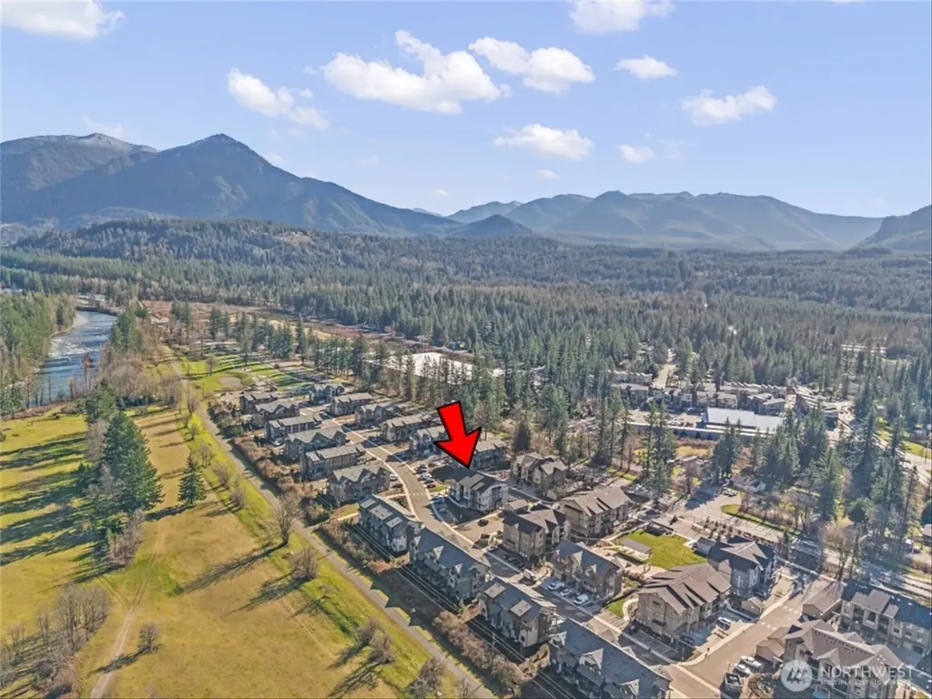 1970 SE 12th Court North Bend WA 98045