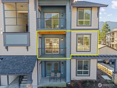 1970 SE 12th Court North Bend WA 98045