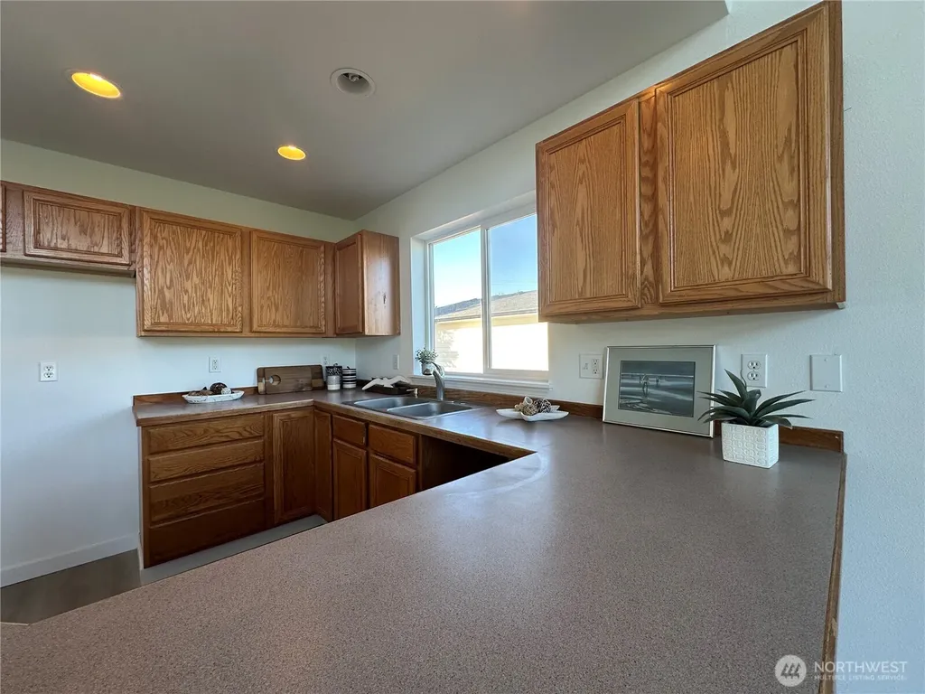 570 Canal Drive NE Ocean Shores WA 98569