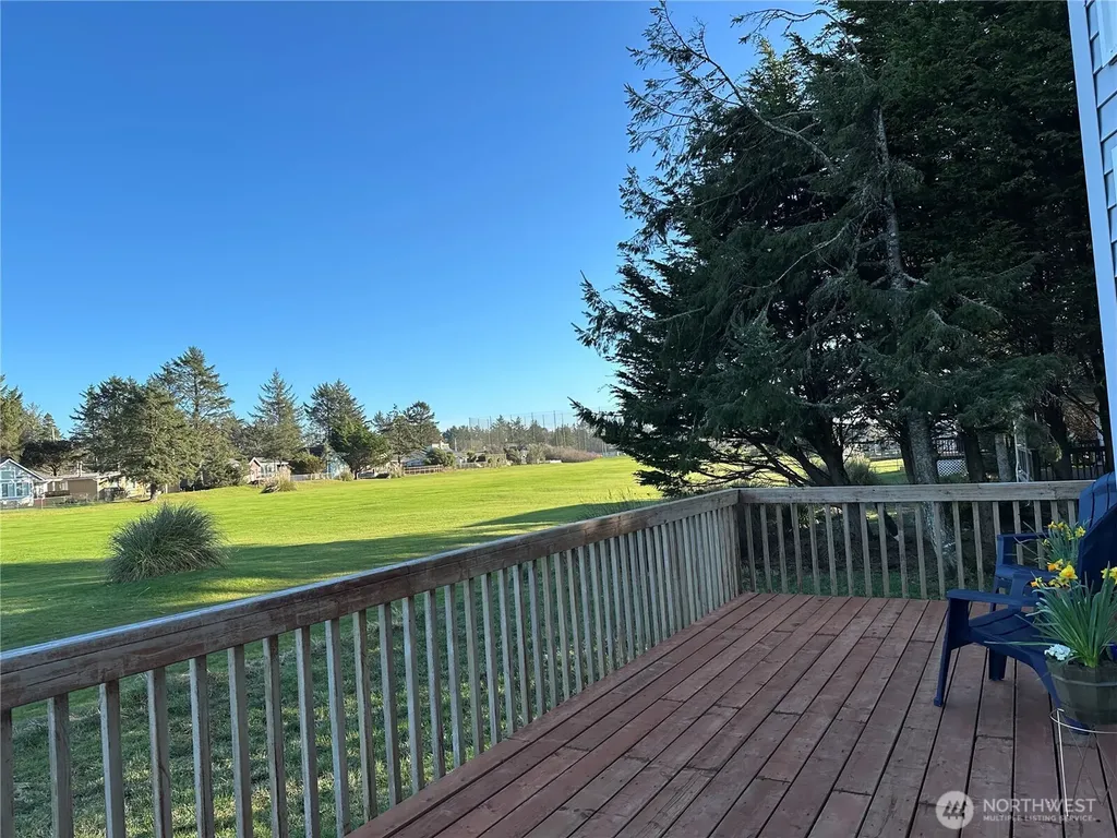 570 Canal Drive NE Ocean Shores WA 98569