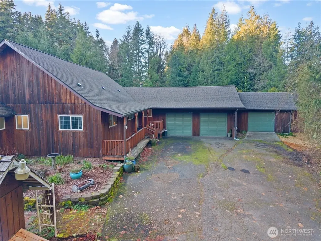 4154 Mt Brynion Road Kelso WA 98626
