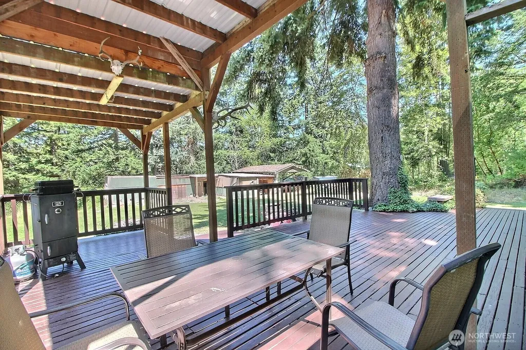 36204 108th Avenue Ct E Eatonville WA 98328