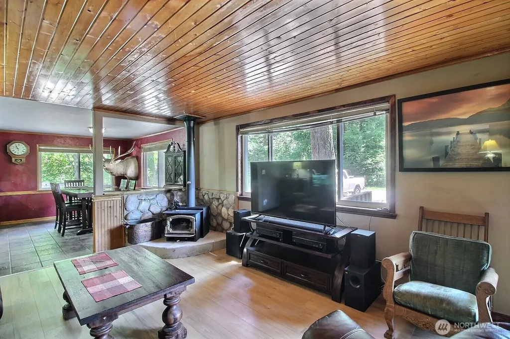 36204 108th Avenue Ct E Eatonville WA 98328