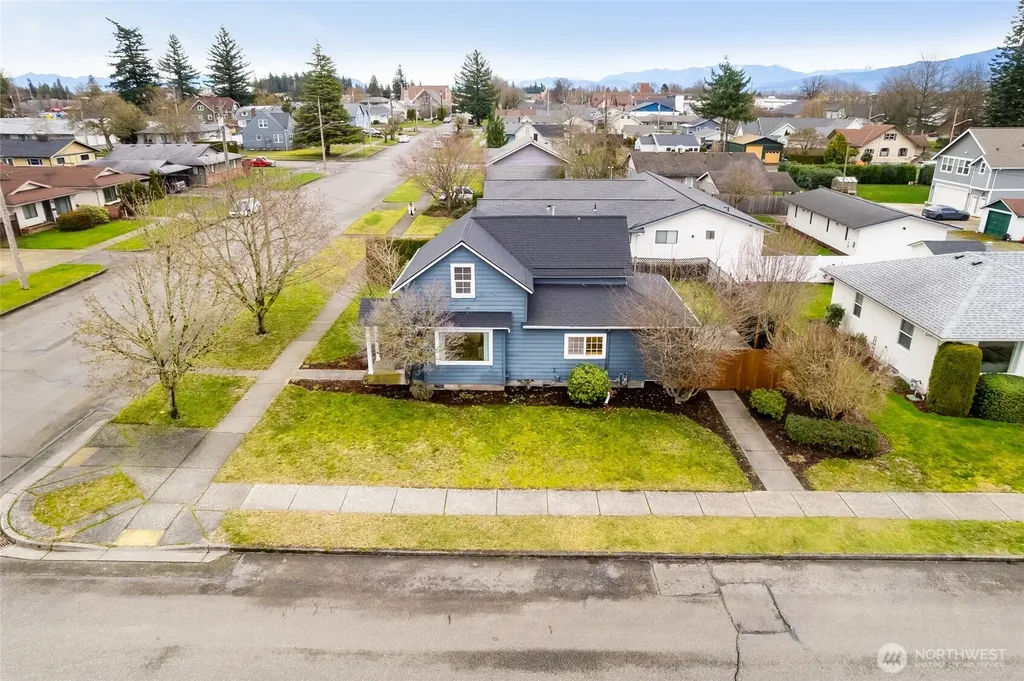 919 Liberty Street Lynden WA 98264