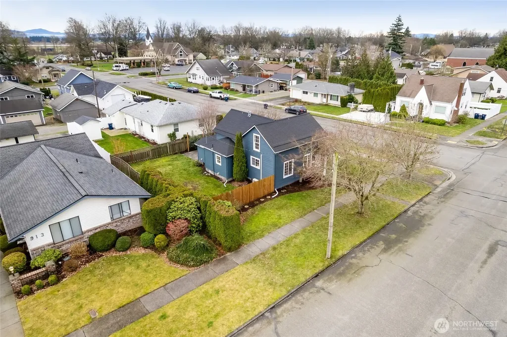 919 Liberty Street Lynden WA 98264