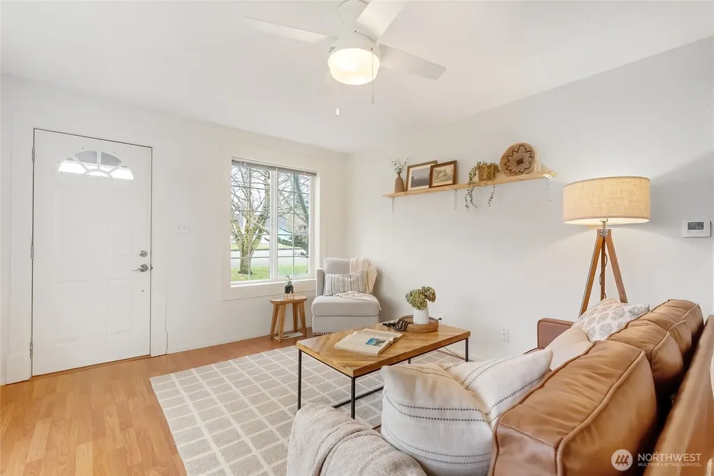 919 Liberty Street Lynden WA 98264