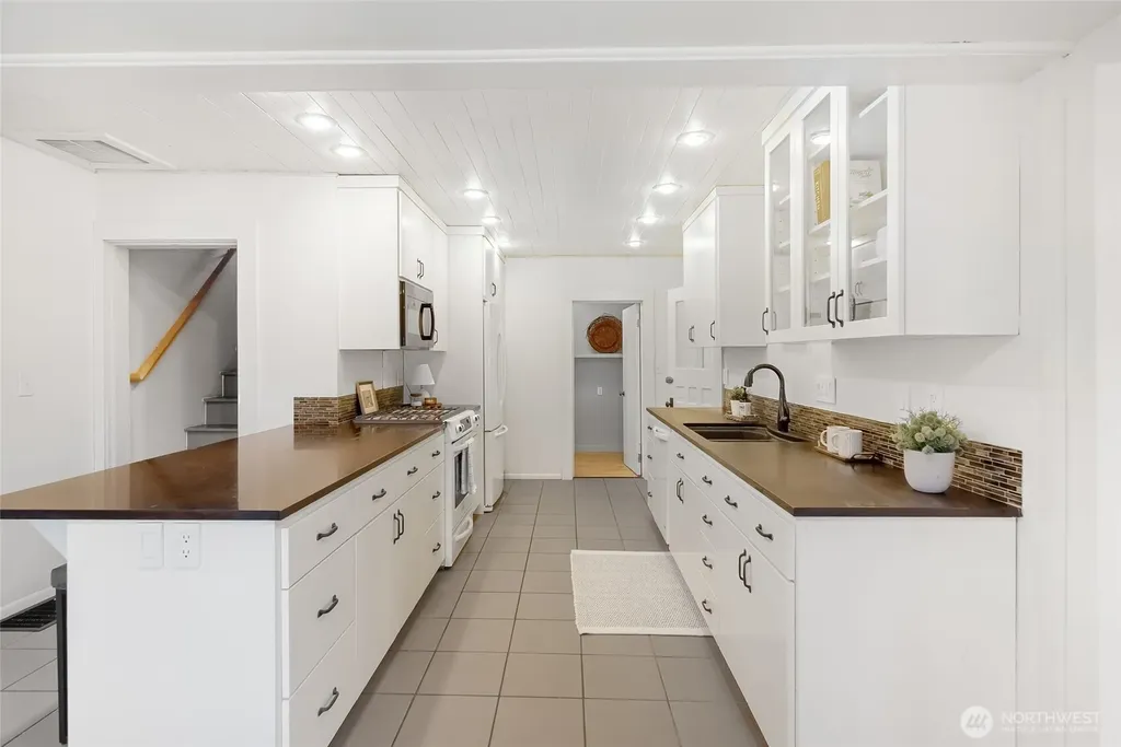 919 Liberty Street Lynden WA 98264