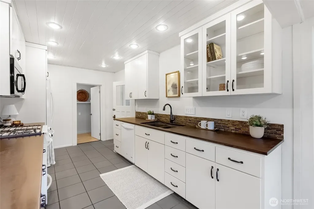 919 Liberty Street Lynden WA 98264