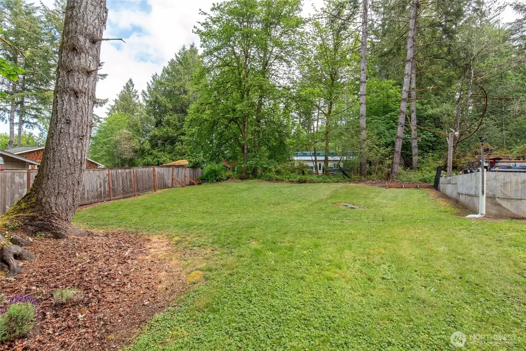 151 E Hillside Drive Belfair WA 98528