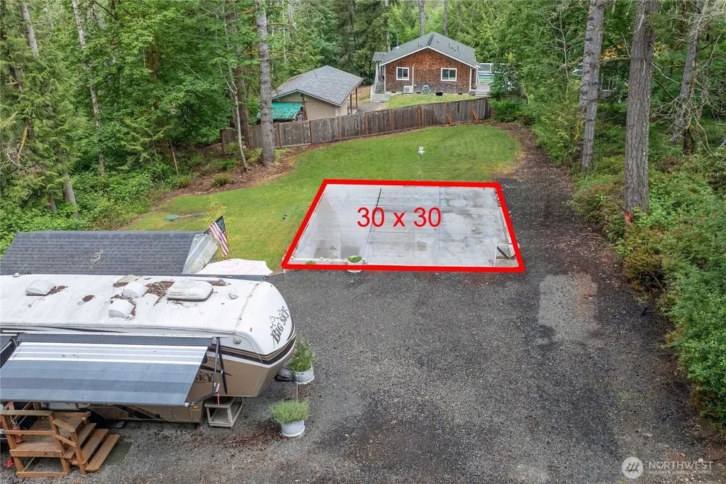 151 E Hillside Drive Belfair WA 98528