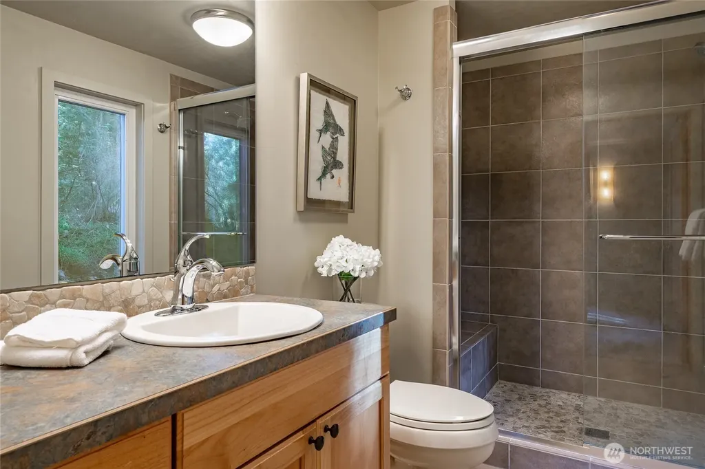 1014 Ben Nevis Loop Shaw Island WA 98286