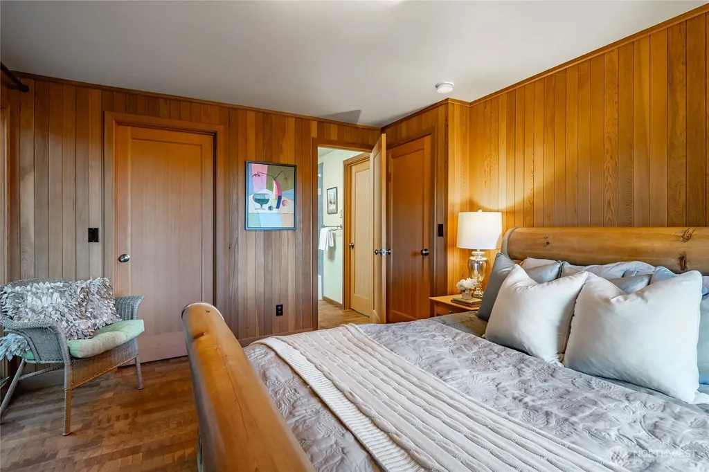 1014 Ben Nevis Loop Shaw Island WA 98286