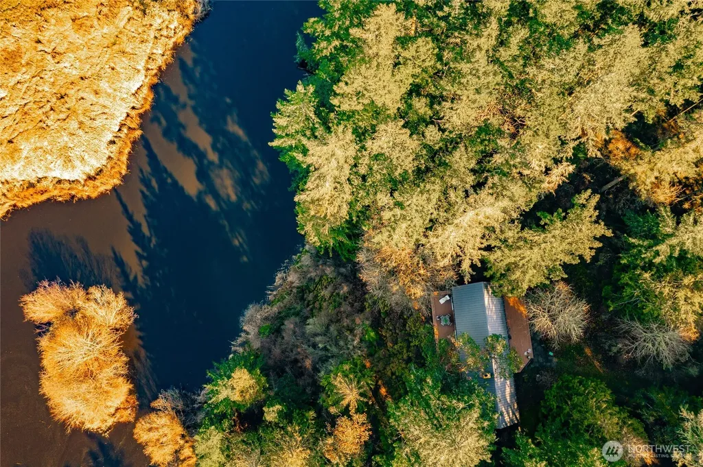 1014 Ben Nevis Loop Shaw Island WA 98286