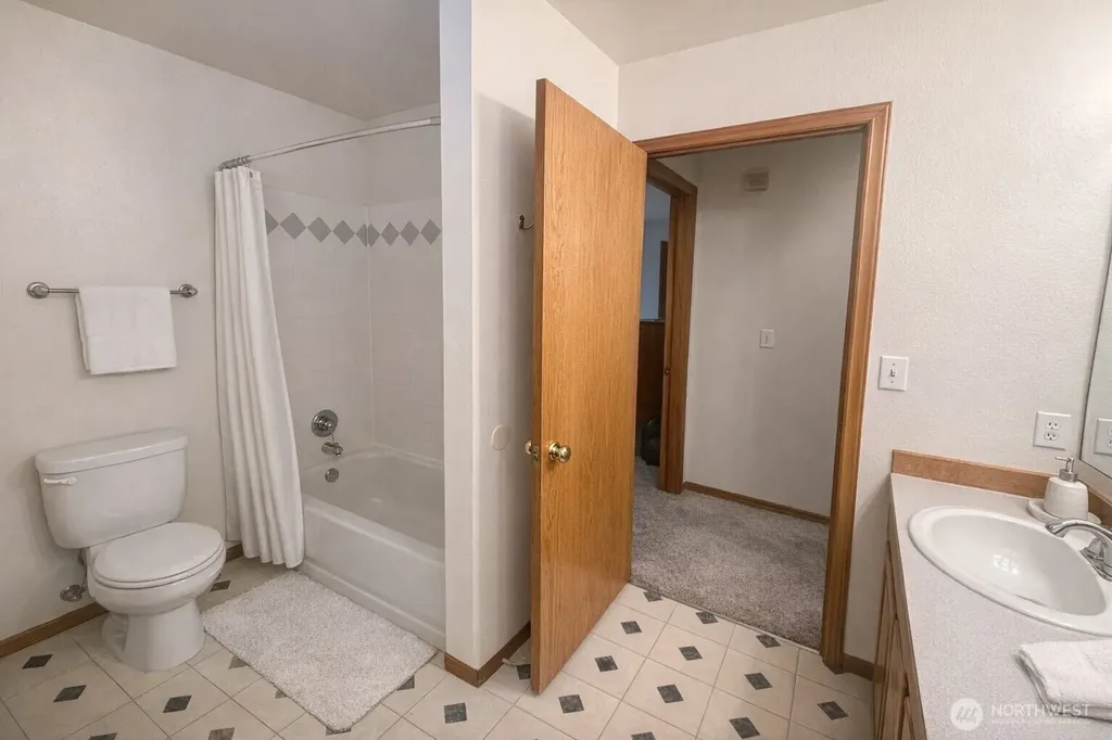 630 90th Street SW Everett WA 98204