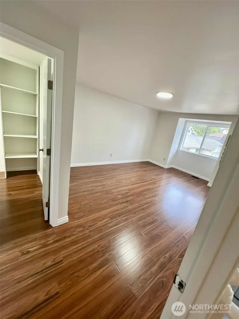 10900 SE 219th Place Kent WA 98031
