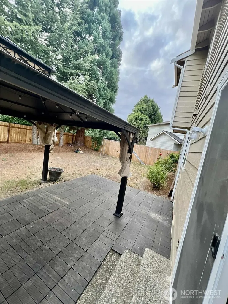 10900 SE 219th Place Kent WA 98031
