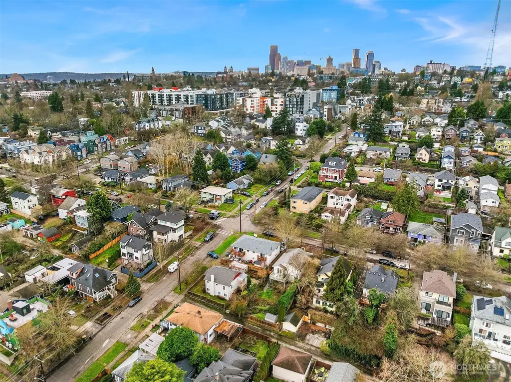 2614 E Pike Street Seattle WA 98122