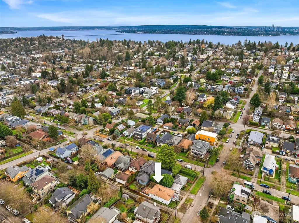 2614 E Pike Street Seattle WA 98122