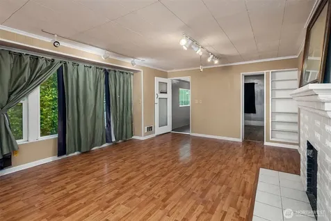 2614 E Pike Street Seattle WA 98122