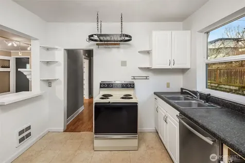 2614 E Pike Street Seattle WA 98122