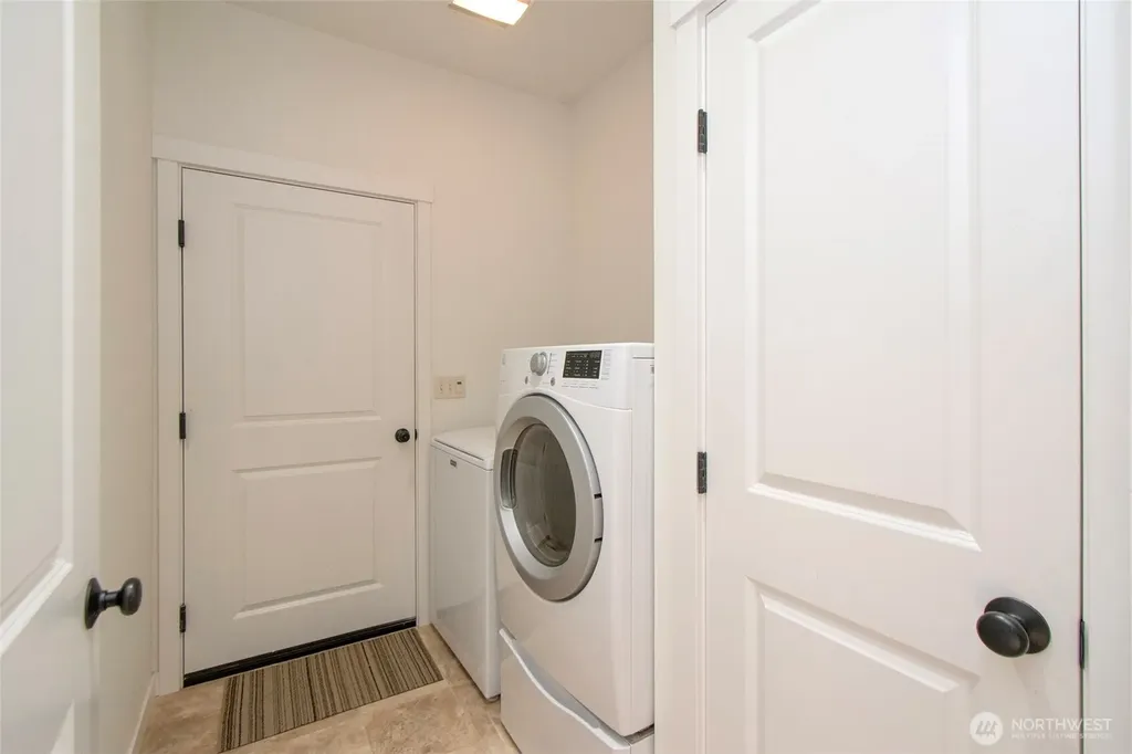 1328 Morning Court Port Angeles WA 98362